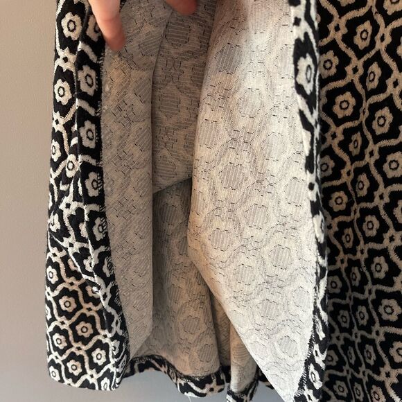 Cynthia Rowley Sleeveless Fit & Flare Textured Floral Geometric Dress || SZ XS - Picture 10 of 13